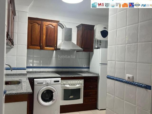 Piso en venta en Arona, Las Galletas. Arona. Las Galletas. Venta Piso 1 habitacion, alquilado con renta 730 mas agua y luz. APTO RIC. Vencimiento contrato alquiler MAY. Pisos.