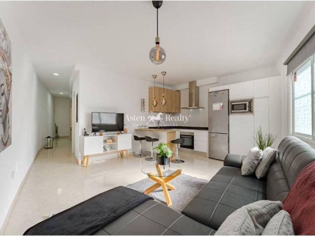 Piso en Venta en Arona