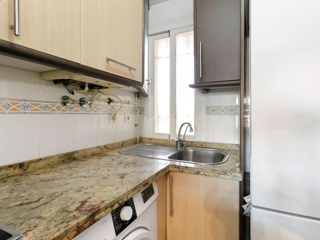 Piso en venta en Armilla, Avda. De los Ogíjares. Acogedor Piso en Armilla: Ideal para Inversión o Primera Vivienda. Pisos.