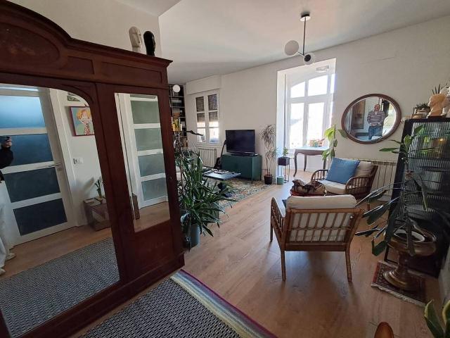 Piso en Venta en San Millán Ayuntamiento