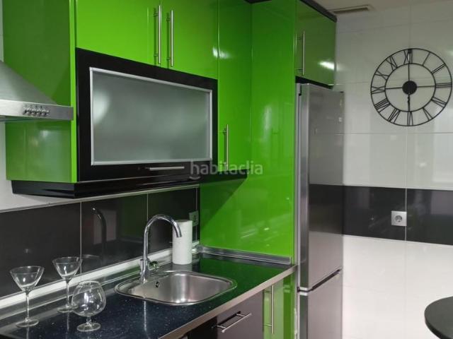 Piso en venta en Arroyo de la Encomienda, Aranzana. Bajo con Gran Terraza en Urb, Privada junto a Río Shopping. Pisos Arroyo de la.
