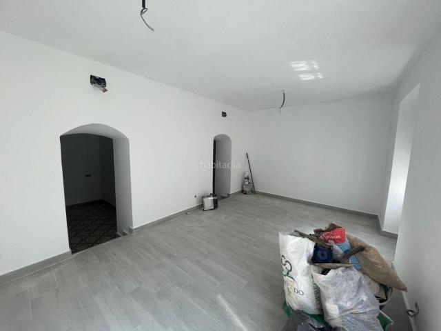 Piso en venta en Arroyo de la Luz. PISO SEMIREFORMADO IDEAL PARA INVERSIÓN EN ARROYO DE LA LUZ. Pisos Arroyo de la.