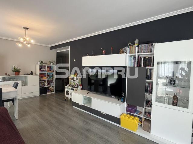 Piso en venta en Arrasate o Mondragón. URIBE AUZOA, PISO REFORMADO DE TRES HABITACIONES, GARAJE Y TRASTERO. Pisos Arrasate o.