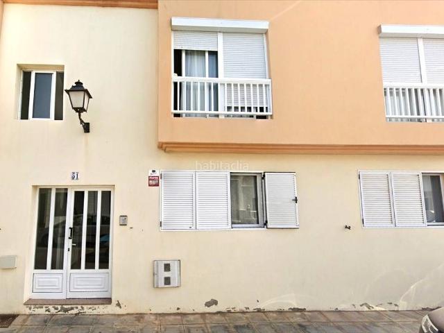 Piso en venta en Arrecife, San Francisco Javier Argana Baja. Venta de Piso Garaje En Arrecife Las Palmas. Pisos.