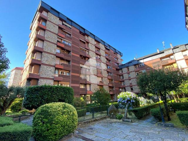 Piso en Venta en As Lagoas