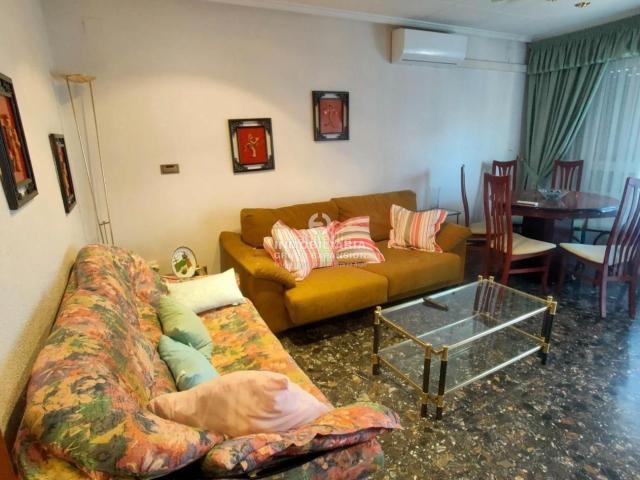 Piso en venta en Aspe, Centro. Espectacular Piso en Aspe de 120 m2 con Piscina muy bien situado Zona Centro. Pisos.