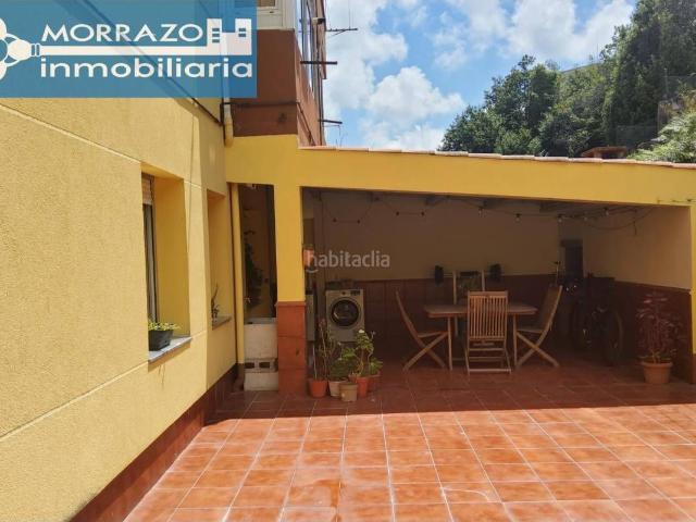Piso en venta en Bueu. Piso en el centro de Bueu con terraza. Pisos.