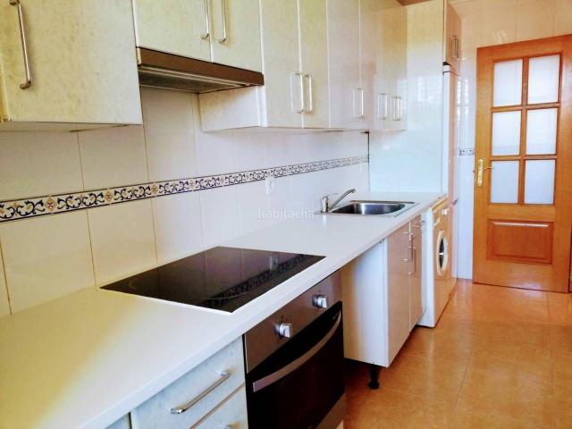 Piso en venta en Burgos, Barriada de Yagüe. Piso en venta en FuentecillasYagüeVillalonquéjar09001. Pisos.