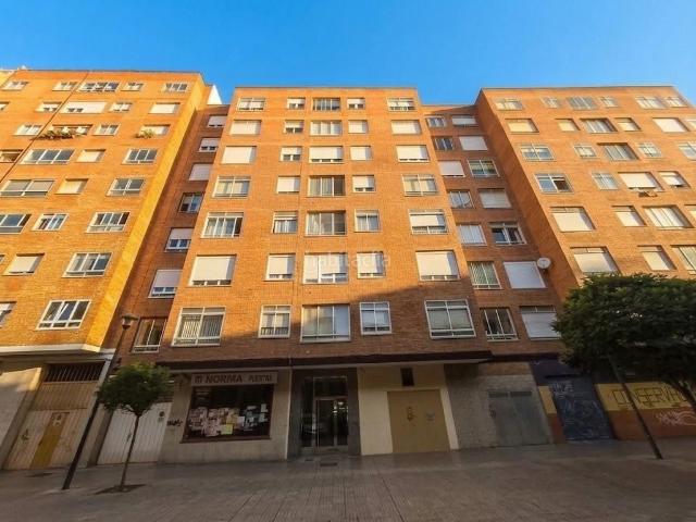 Piso en venta en Burgos, Gamonal San Bruno G9. Piso sin posesión en Burgos. Pisos.