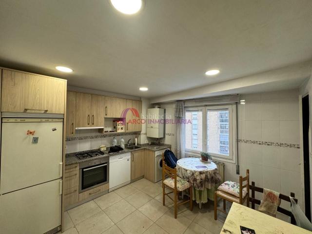 Piso en venta en Burgos, Gamonal San Bruno G9. Pisos.