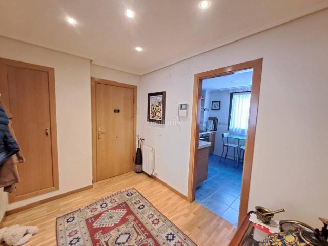 Piso en venta en Burgos, Illera. IMPRESIONANTE PISAZO EN EL EDIFICIO MAS EMBLEMATICO DEL G3 DE 4 DORMITORIOS 2 BAÑOS 2 TERRAZAS GARAJE Y TRASTERO. Pisos.