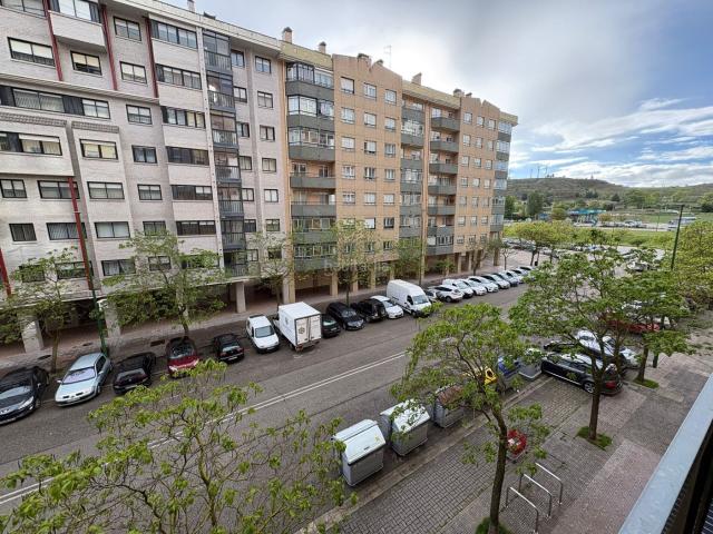 Piso en venta en Burgos, Illera. Pisos.