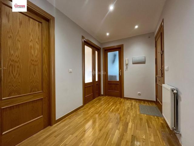 Piso en venta en Burgos, Santa Teresa San Pedro Cardeña. PISO SEMINUEVO JUNTO A CORREOS. Pisos.
