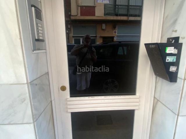 Piso en venta en Burjassot, El Castell. PISO muy Próximo parada metro. Ocasión. Pisos.