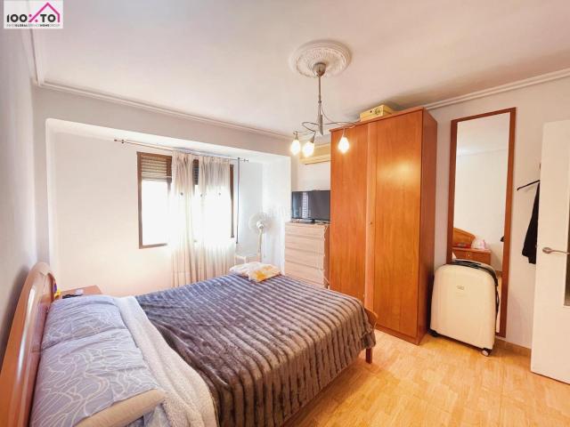 Piso en venta en Burjassot, El Castell. SOLO PAGO AL CONTADO 100XTO PRESENTA ESTA INCREÍBLE INVERSIÓN EN BURJASSOT!. Pisos.