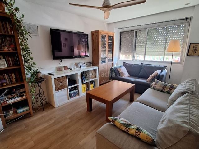 Piso en venta en Burjassot, L´Eixereta. Piso en la huerta con 4 habitaciones y dos terrazas. Pisos.