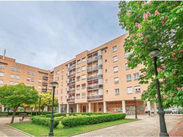 Piso en Venta en Burlada