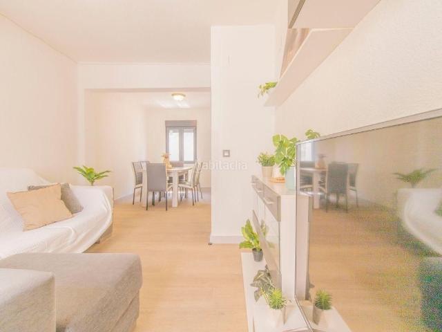 Piso en venta en Burriana, Piscinas. Semi reformado para entrar a vivir. Pisos.