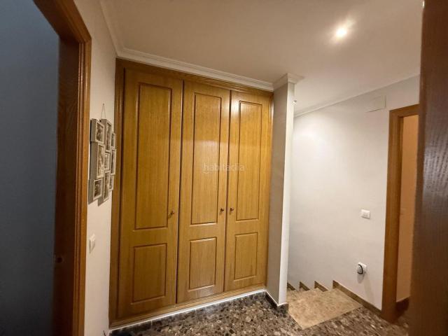 Piso en venta en Buñol. Tu Dúplex IDEAL en Buñol te Espera! 3 Habitaciones, Terraza y Conexión Perfecta. Pisos.