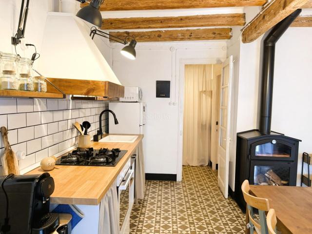 Piso en venta en Bagà. Piso rústico y acogedor a la venta en el centro de Bagà!. Pisos.