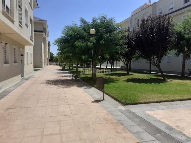 Piso en venta en Badajoz, Avenida Elvas. Jardines del Guadiana. 2 dorm, garaje y trastero, calefacción. Pisos.