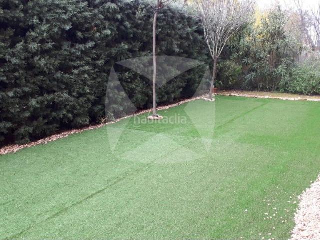 Piso en venta en Badajoz, Las Vaguadas. VIVIENDA EN VENTA CON ZONA AJARDINADA DE 90 M2, PLAZA DE GARAJE Y TRASTERO. PISCINA Y PISTA DE PADEL COMUNITARIAS. ZONA LAS VAGUAD. Pisos.