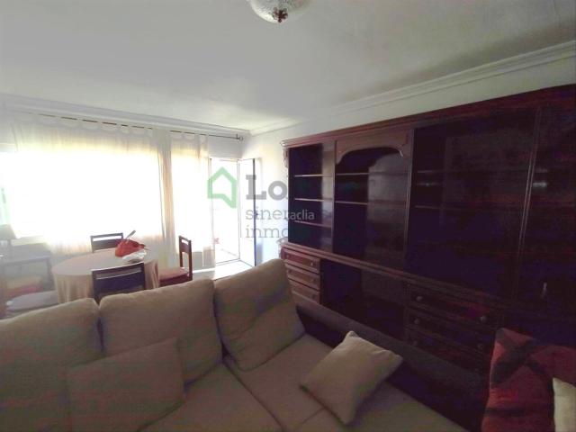 Piso en venta en Badajoz, San Roque Ronda Norte. PISO DE 4 DORMITORIOS EN VENTA EN EL CENTRO. Pisos.