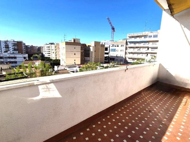 Piso en venta en Badajoz, Santa Marina. MAGNÍFICA OPORTUNIDAD EN EL CENTRO DE BADAJOZ. Pisos.