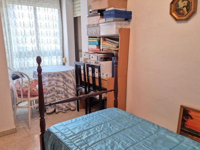 Piso en venta en Badajoz, Pardaleras. Piso en venta en Centro Corte Ingles, 4 dormitorios. Pisos.