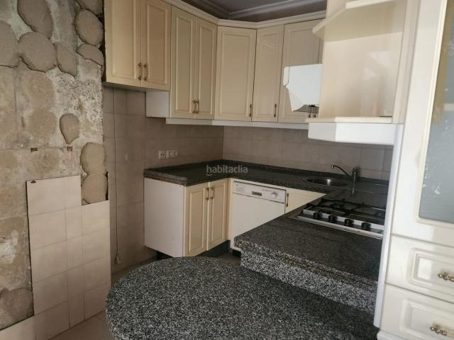 Piso en venta en Badajoz, Valdepasillas La Paz Huerta Rosales. Venta de Piso Local en Badajoz. Pisos.