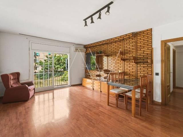 Piso en venta en Badalona, Bufalà. Pisos.