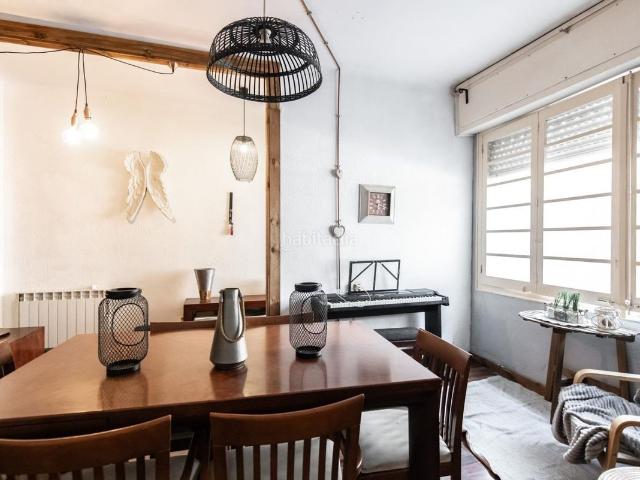 Piso en venta en Badalona, Centre. Una oportunidad única para personalizar tu hogar en Badalona. Pisos.