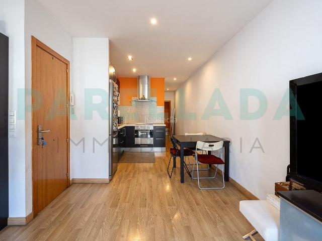 Piso en venta en Badalona, Centre. VENTA PISO CON USUFRUCTUARIO VITALICIO EN EL CENTRO DE BADALONA. Pisos.