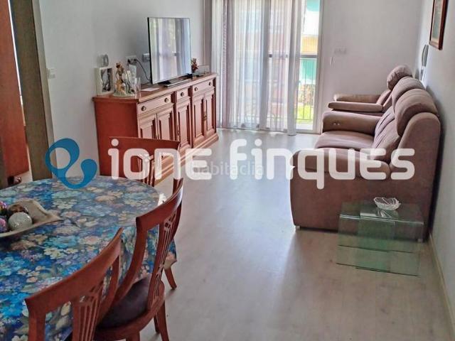 Piso en venta en Badalona, Congrés. Ione Finques Ofrece. Pisos.
