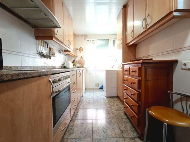 Piso en venta en Badalona, Congrés. OPORTUNIDAD ÚNICA EN DOCTOR MODREGO. Pisos.