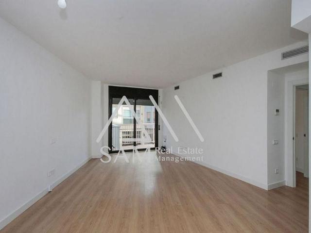 Piso en venta en Badalona, de 103 m² 2 habitaciones por 230.000