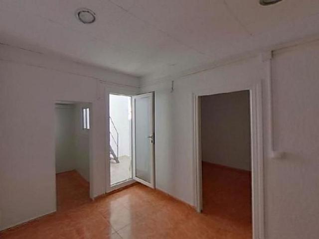 Piso en venta en Badalona, de 38 m² 2 habitaciones por 92.215
