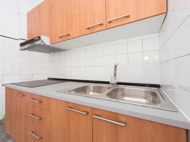 Piso en venta en Badalona, de 33 m² 2 habitaciones por 69.000