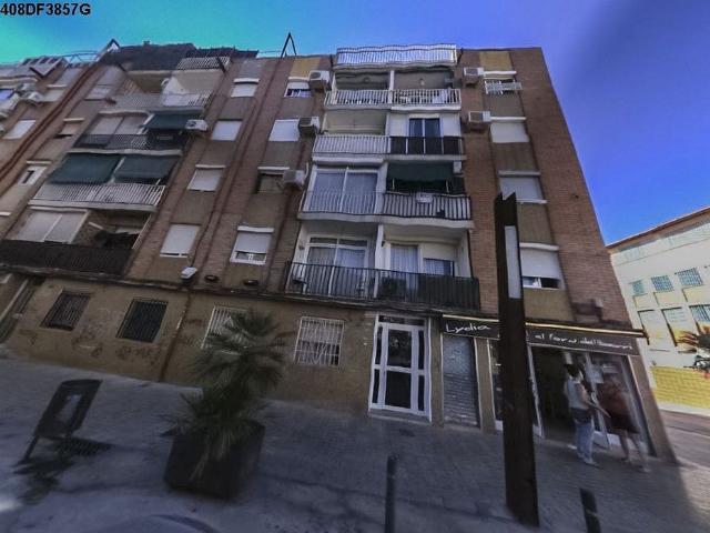 Piso en venta en Badalona, de 55 m² 3 habitaciones por 132.000