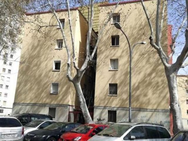 Piso en venta en Badalona, de 55 m² 2 habitaciones por 42.000
