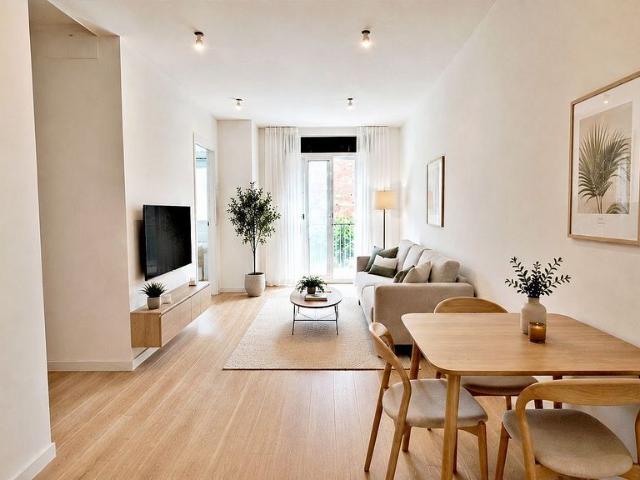 Piso en venta en Badalona, de 50 m² 2 habitaciones por 199.000