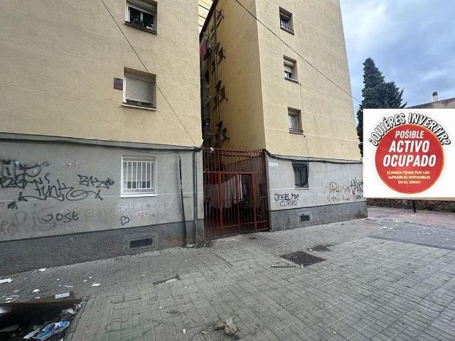 Piso en venta en Badalona, de 65 m² 1 habitación por 45.000