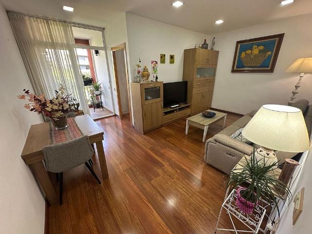 Piso en venta en Badalona, de 69 m² 2 habitaciones por 260.000