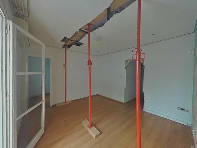 Piso en venta en Badalona, de 53 m² 3 habitaciones por 173.650