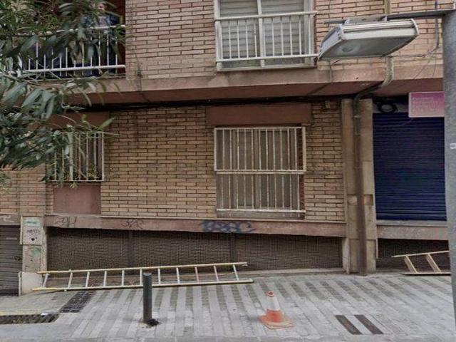 Piso en venta en Badalona, de 58 m² 3 habitaciones por 111.000