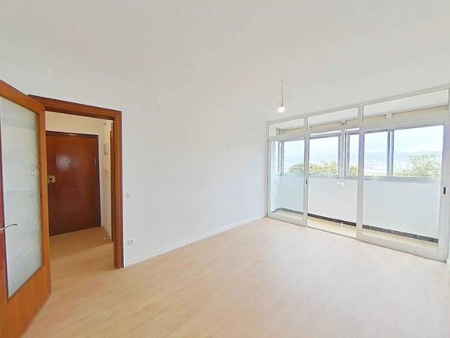 Piso en venta en Badalona, de 74 m² 3 habitaciones por 205.500