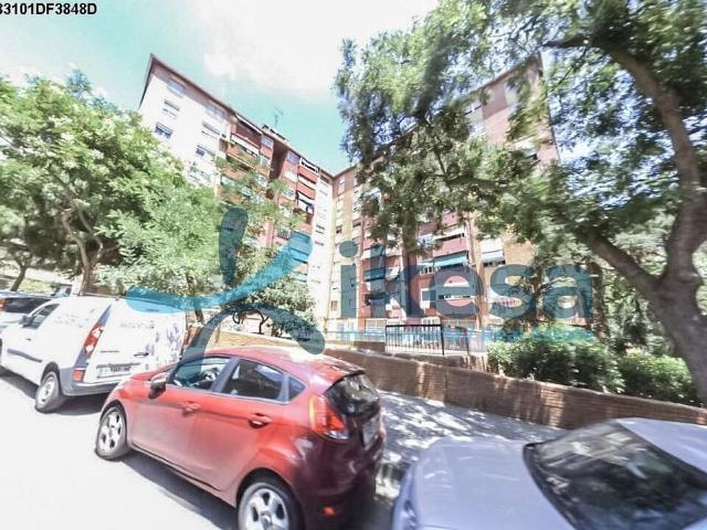 Piso en venta en Badalona, de 78 m² 2 habitaciones por 121.148