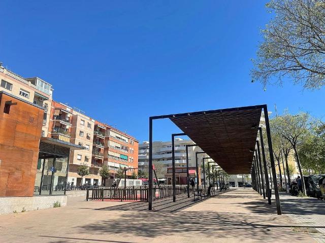 Piso en venta en Badalona, de 70 m² 4 habitaciones por 185.000