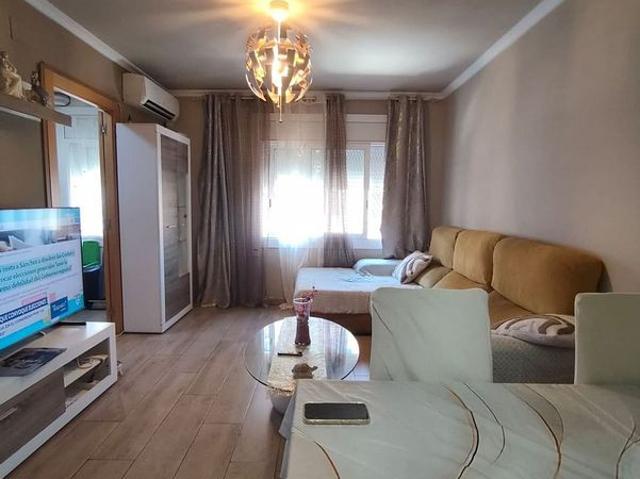 Piso en venta en Badalona, de 71 m² 3 habitaciones por 199.000