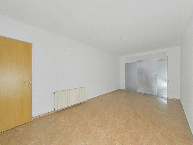 Piso en venta en Badalona, de 84 m² 3 habitaciones por 187.000